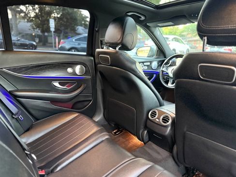 Used 2018 Mercedes-Benz E 300 w/ Premium 1 Package image 15