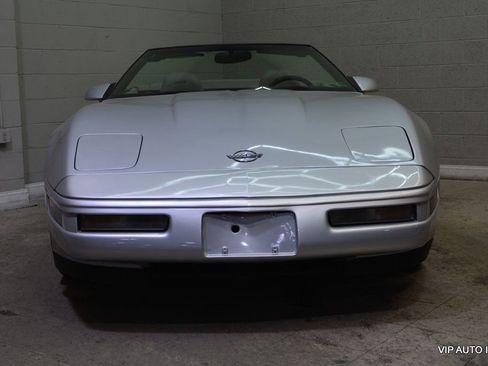 Used 1996 Chevrolet Corvette Convertible RWD image 28