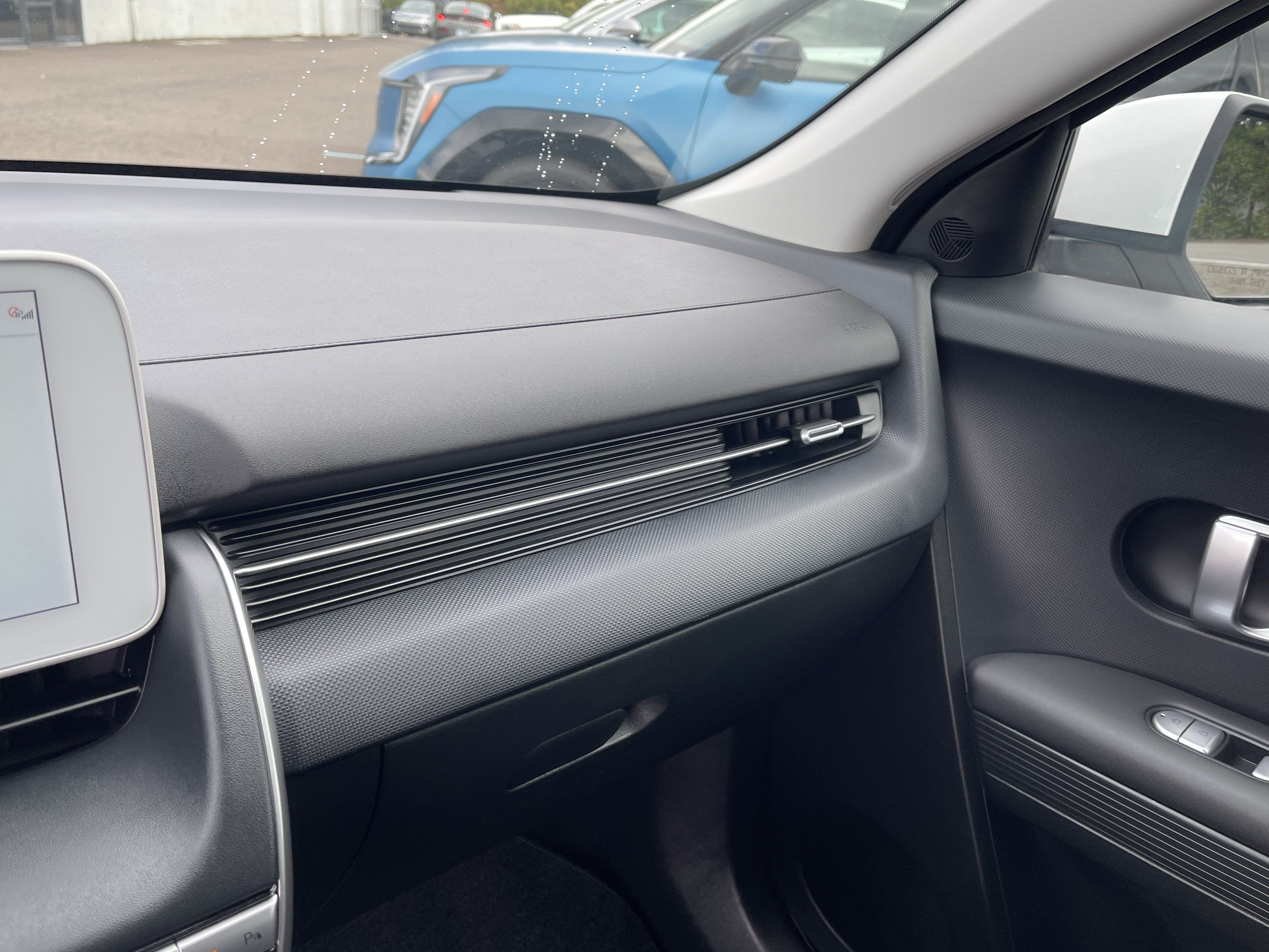 Certified 2024 Hyundai Ioniq 5 SE AWD/4WD image 25