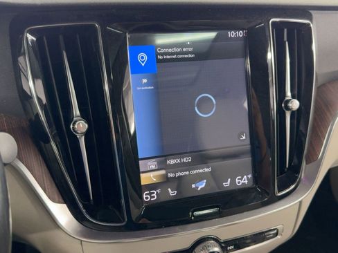 Used 2019 Volvo S60 T5 Momentum image 24