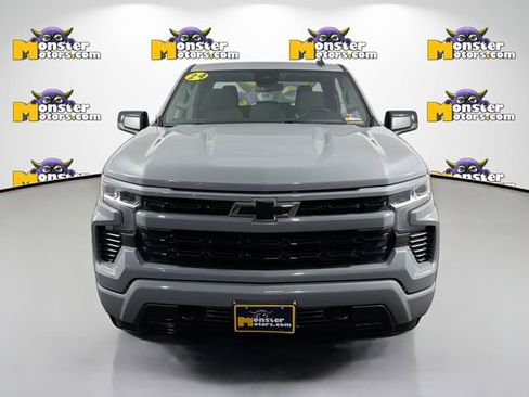 Used 2024 Chevrolet Silverado 1500 RST image 2