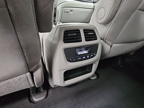 Used 2021 Honda Pilot EX image 33