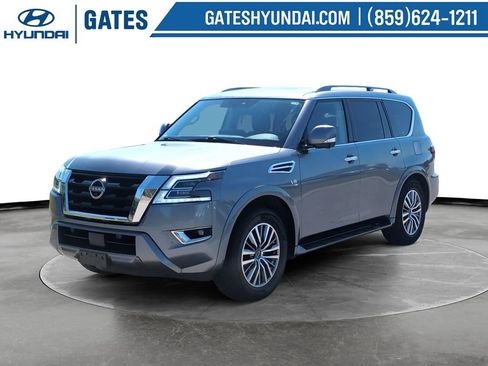 Used 2021 Nissan Armada SL w/ Captain's Chairs Package AWD/4WD image 5