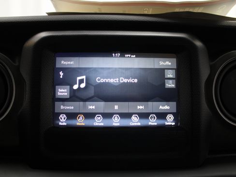 Used 2023 Jeep Wrangler Unlimited image 40