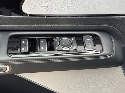 New 2026 Lincoln Aviator Reserve image 17