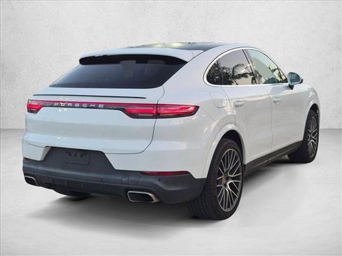 Used 2021 Porsche Cayenne Coupe AWD/4WD image 5