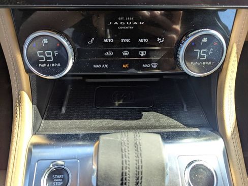 Used 2023 Jaguar F-PACE S AWD/4WD image 19
