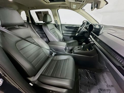 Used 2025 Honda CR-V EX-L image 12