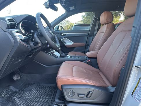 Used 2025 Audi Q3 2.0T Premium Plus image 9
