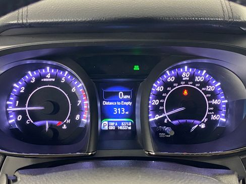 Used 2016 Toyota Avalon XLE Premium image 18