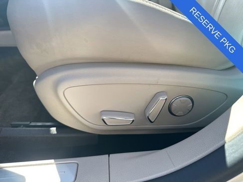 Used 2017 Lincoln MKZ Reserve w/ Climate Package FWD image 12
