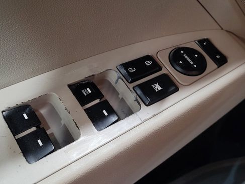 Used 2020 Hyundai Elantra SE w/ Cargo Package (C1) image 27