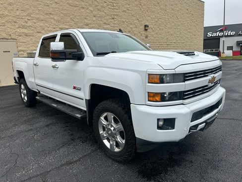 Used 2018 Chevrolet Silverado 2500 LTZ w/ Duramax Plus Package image 7