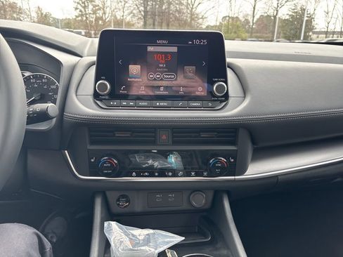 New 2026 Nissan Rogue SV w/ Cold Weather Package FWD image 11