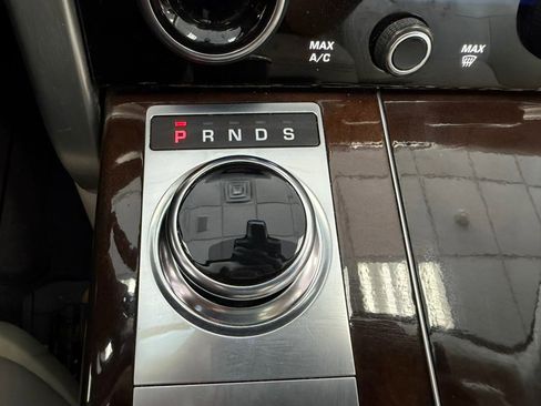 Used 2019 Land Rover Range Rover Supercharged AWD/4WD image 40
