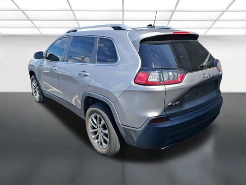 Used 2021 Jeep Cherokee Latitude Lux w/ Comfort/Convenience Group AWD/4WD image 3