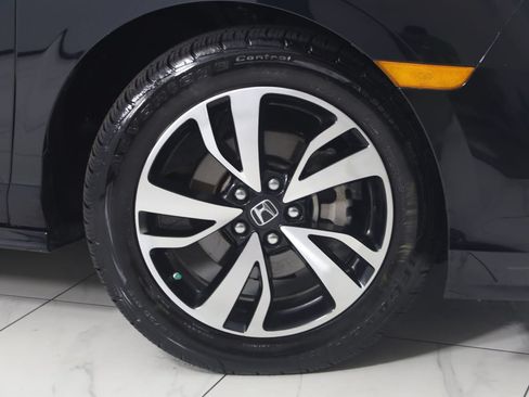 Used 2019 Honda Odyssey Elite image 18