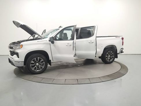 Used 2023 Chevrolet Silverado 1500 LT AWD/4WD image 13