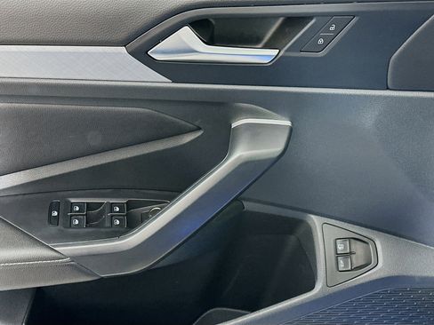 Used 2024 Volkswagen Jetta SE image 15