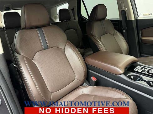 Used 2024 Honda Pilot Elite image 24