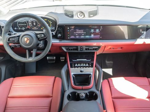 New 2026 Porsche Cayenne GTS AWD/4WD image 11