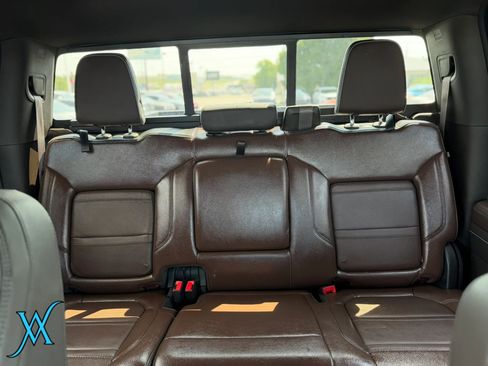 Used 2024 GMC Sierra 1500 Denali w/ Denali Reserve Package AWD/4WD image 25