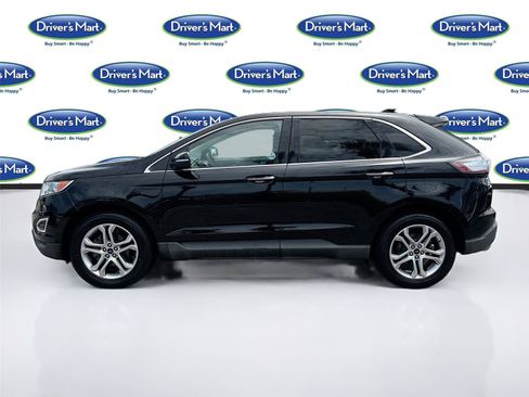Used 2018 Ford Edge Titanium w/ Equipment Group 301A FWD image 4