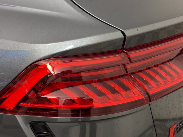 Used 2022 Audi RS Q8 AWD/4WD image 14