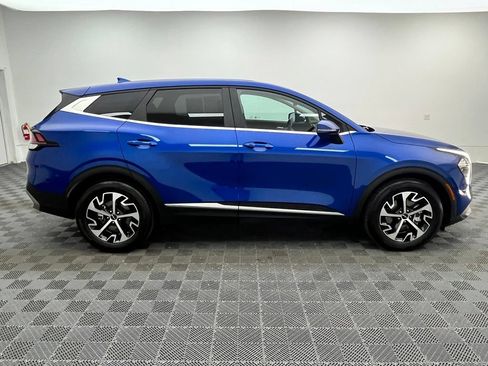Used 2023 Kia Sportage EX FWD image 7