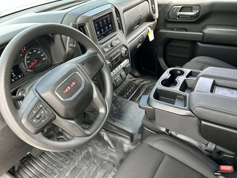 New 2025 GMC Sierra 2500 Pro w/ Convenience Package AWD/4WD image 10