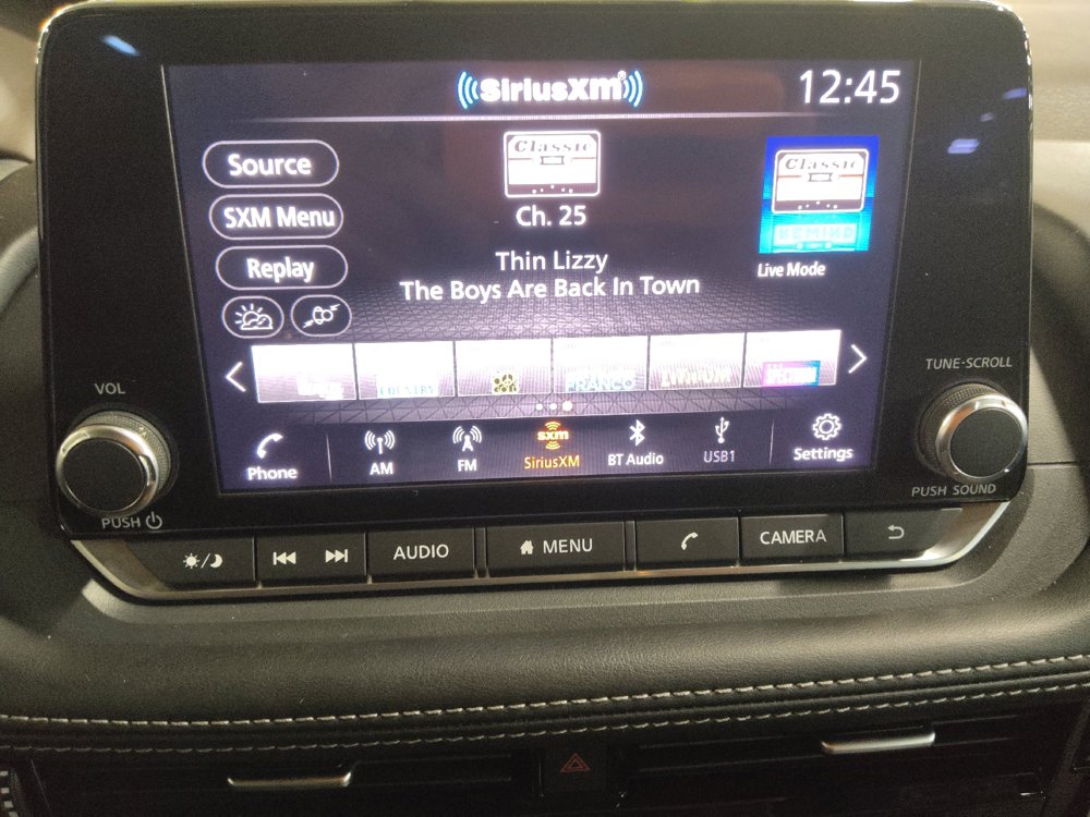 Used 2022 Nissan Rogue SV FWD image 25