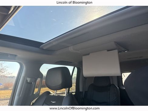 Used 2016 Cadillac Escalade Luxury image 19