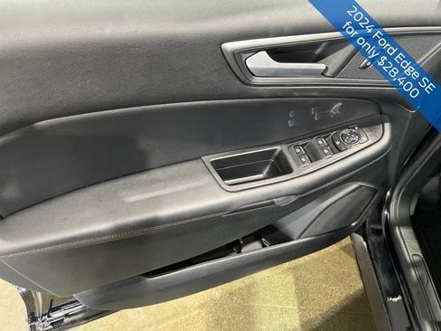 Used 2024 Ford Edge SE AWD/4WD image 40
