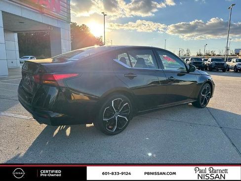 Certified 2023 Nissan Altima 2.5 SR image 7