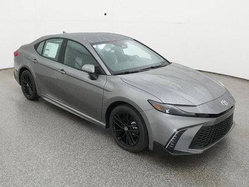 New 2026 Toyota Camry SE image 29
