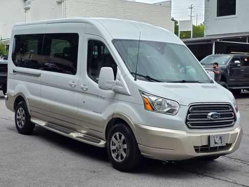 Used 2018 Ford Transit 250 148 Medium Roof w/ Exterior Upgrade Package RWD image 9