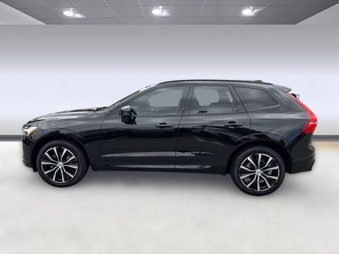 Certified 2024 Volvo XC60 B5 Plus w/ Protection Package Premier AWD/4WD image 2
