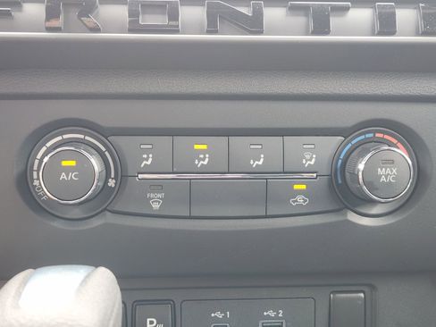 New 2026 Nissan Frontier SV AWD/4WD image 18
