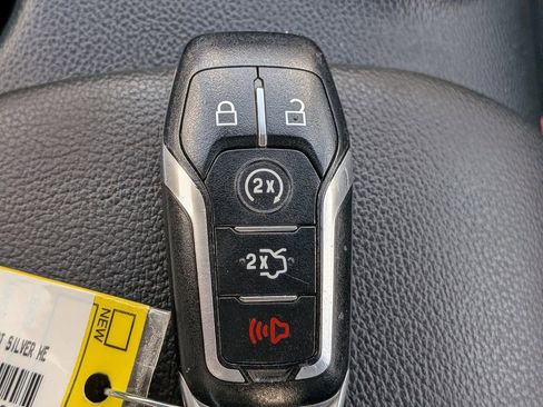 Certified 2017 Ford Mustang Premium RWD image 26