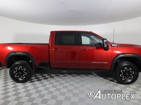 Used 2025 GMC Sierra 2500 AT4X AWD/4WD image 4