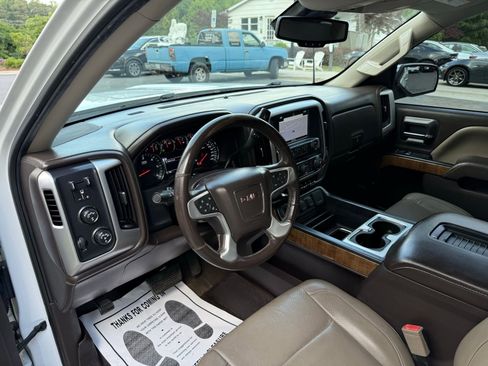 Used 2017 GMC Sierra 1500 SLT AWD/4WD image 25