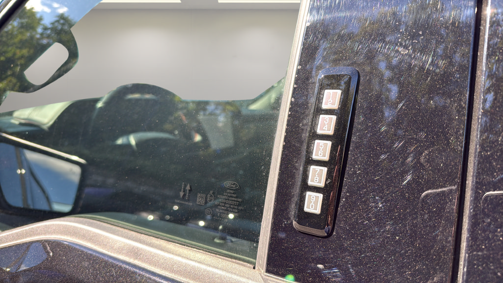 Used 2026 Ford F150 Raptor AWD/4WD image 18