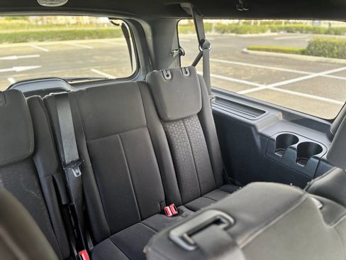 Used 2015 Ford Expedition EL XLT image 15