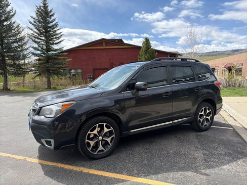 Used 2015 Subaru Forester 2.0XT Touring AWD/4WD image 5