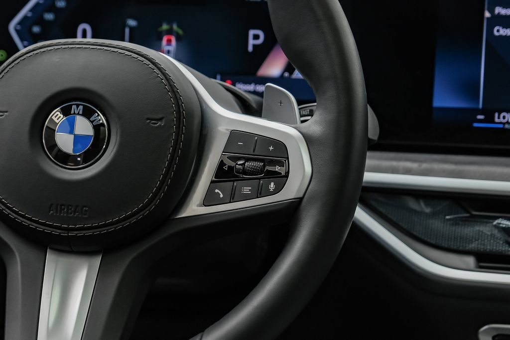 Used 2025 BMW X7 xDrive40i AWD/4WD image 20