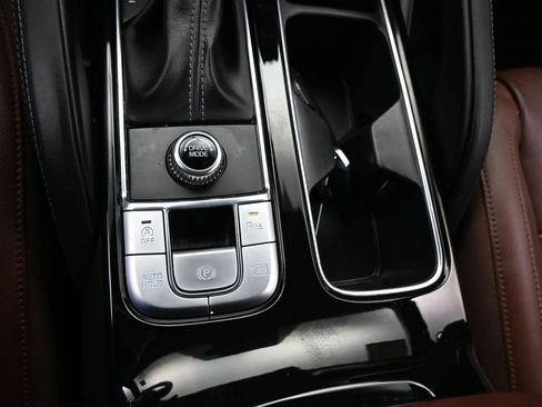 Used 2023 Kia Telluride SX image 32