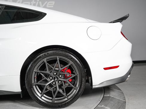 Used 2021 Ford Mustang Mach 1 w/ Mach 1 Handling Package RWD image 11