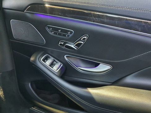 Used 2017 Mercedes-Benz S 550 4MATIC Sedan image 96