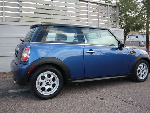 Used 2012 MINI Cooper Hardtop image 4