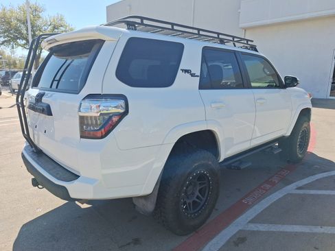 Used 2019 Toyota 4Runner TRD Off-Road Premium image 6